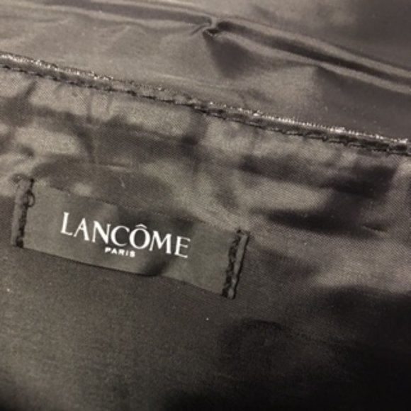 New in Box Lancome Metallic Clutch Bag - Picture 4 of 9